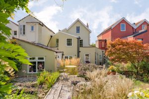 External- click for photo gallery